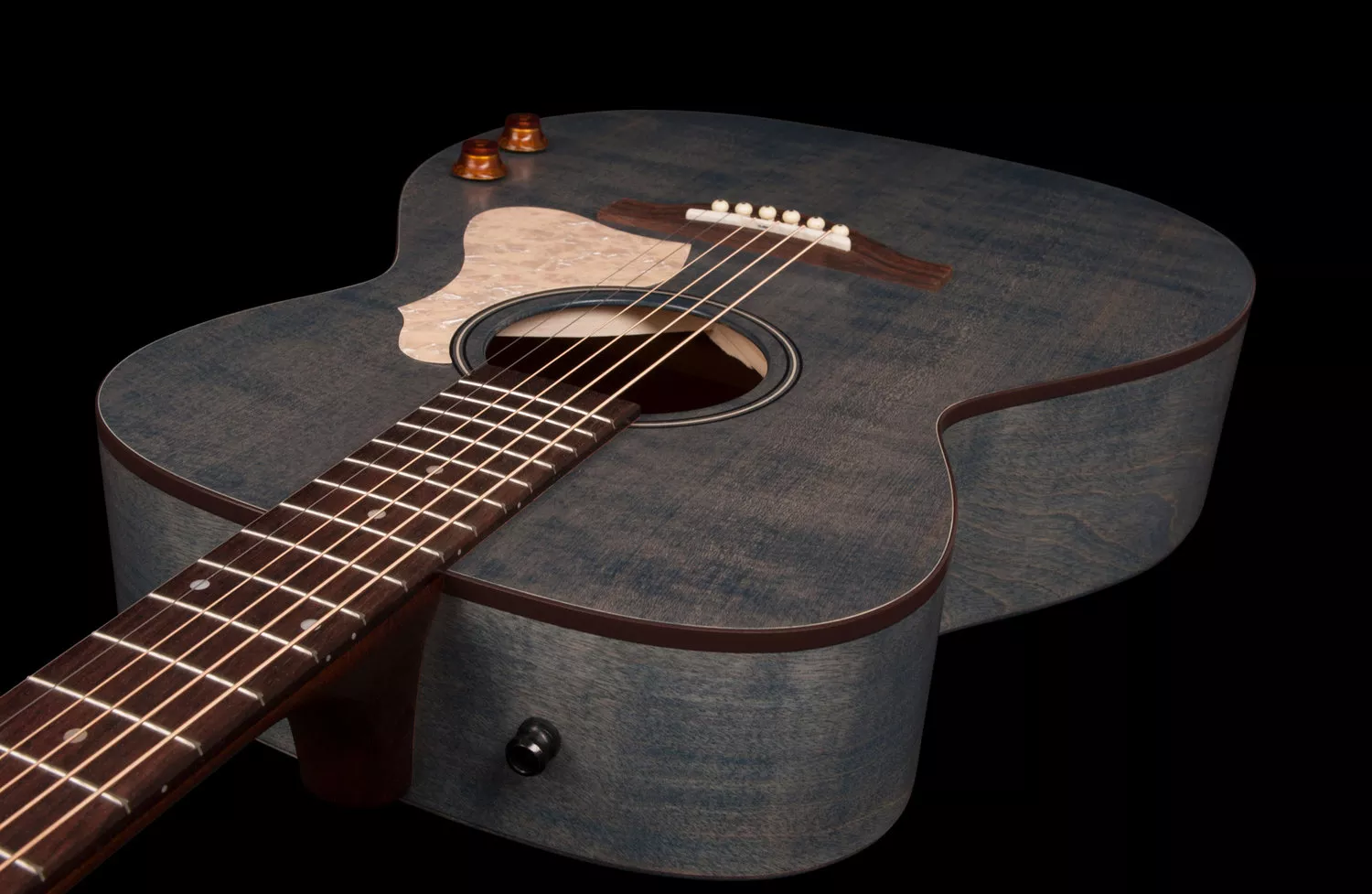 art-et-lutherie-legacy-concert-hall-discrete-denim-blue-3