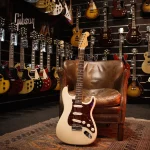 Fender Stratocaster American Standard 60th Anniversary Cream