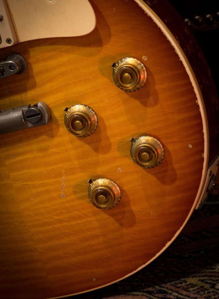 Gibson ’59 Les Paul Standard Reissue Heavy Aged – Faded Peach Burst Music Shop Bretagne